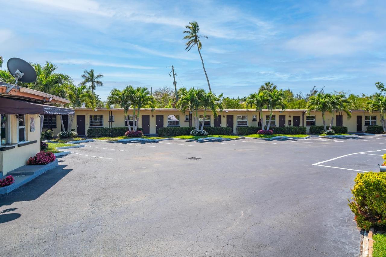 Tamiami Motel Naples Exterior photo